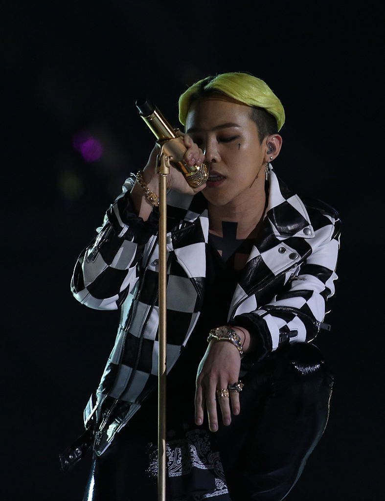 HONG KONG - NOVEMBER 22: (CHINA OUT) G-Dragon of Bigbang performs on the stage during the 2013 Mnet Asia Music Awards(MAMA) at AsiaWorld-Expo on November 22, 2013 in Hong Kong, Hong Kong. (Photo by Visual China Group via Getty Images/Visual China Group via Getty Images)