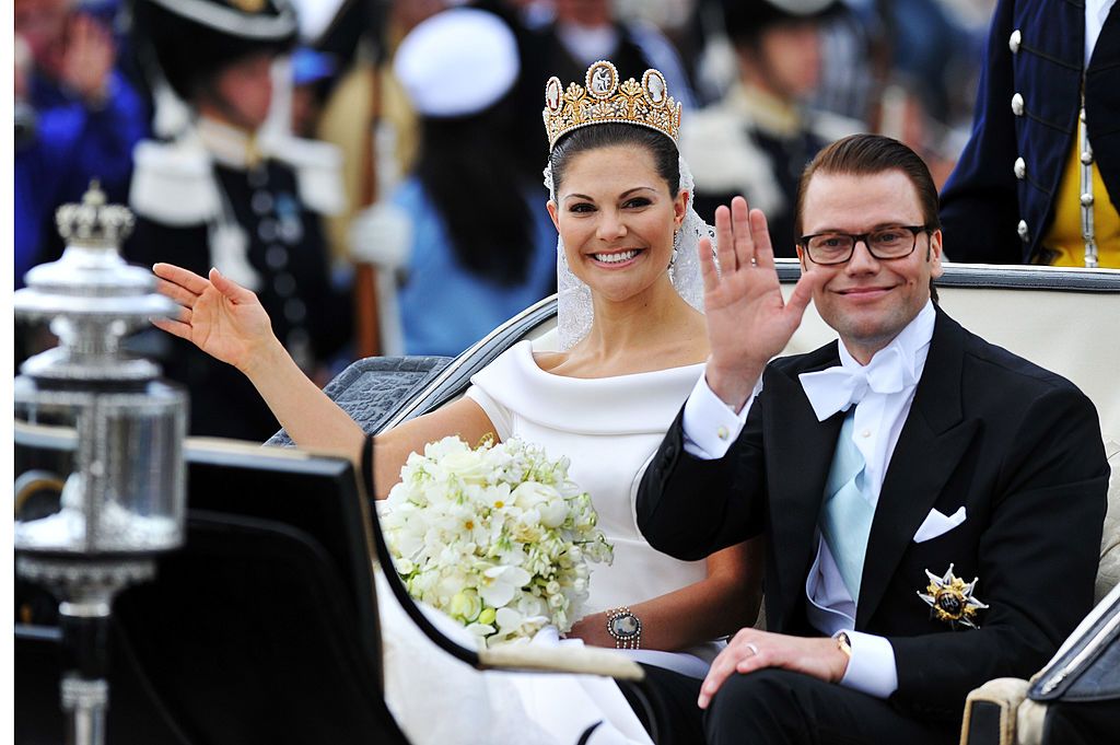 STOCKHOLM, SWEDEN - JUNE 19: Crown Princess Victoria of Sweden, Duchess of Västergötland, and her husband Prince Daniel, Duke of Västergötland, are seen after their wedding ceremony on June 19, 2010 in Stockholm, Sweden. (Photo by Pascal Le Segretain/Getty Images)