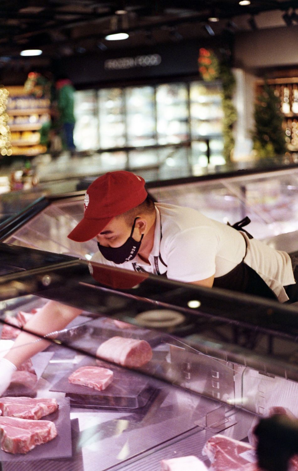One World Deli One World Deli Butcher