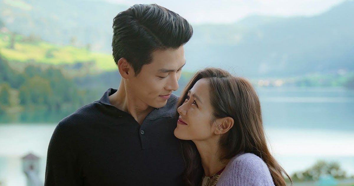 Hyun Bin and Son Ye-jin in Crash Landing On You (CLOY) (Photo: Netflix)