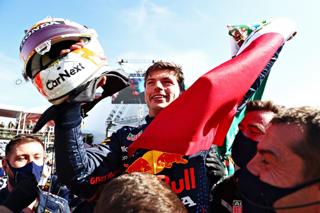 怪物級車手「紅牛」Verstappen,出身賽車世家、超辣女友是賽車手二代 (Photo by Mark Thompson/Getty Images)