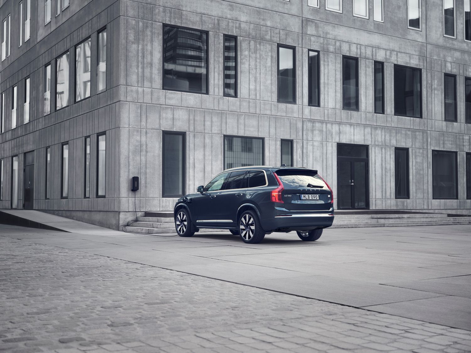 XC90 Recharge T8 AWD, Denim Blue