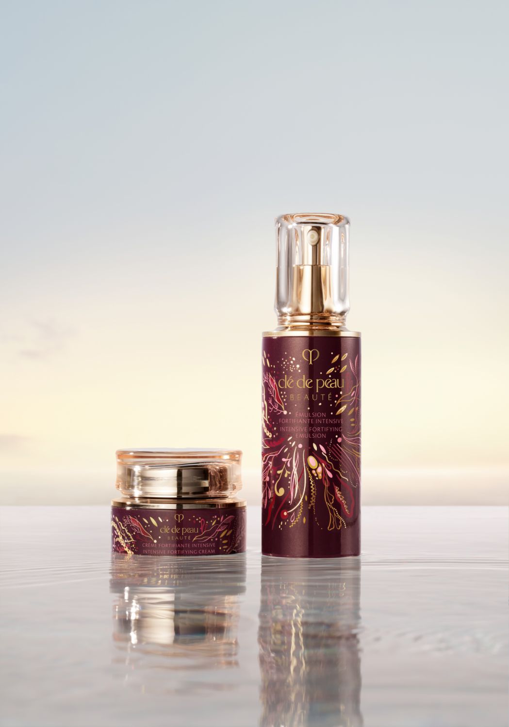 肌膚之鑰 40週年精萃光采精華霜 ,50ml/NT$4,800