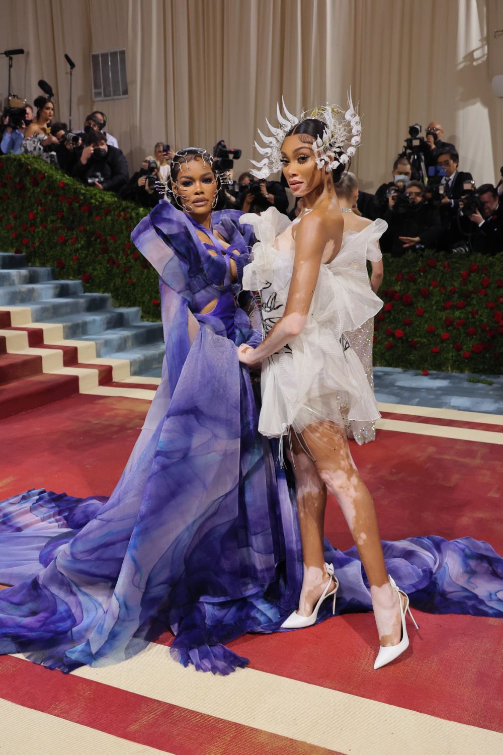 NEW YORK, NEW YORK - MAY 02: (L-R) Teyana Taylor and Winnie Harlow attend The 2022 Met Gala Celebrating "In America: An Anthology of Fashion" at The Metropolitan Museum of Art on May 02, 2022 in New York City. (Photo by Mike Coppola/Getty Images)