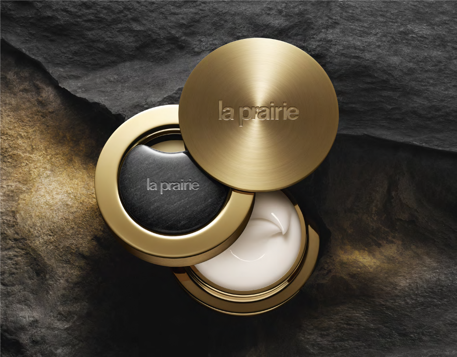 母親節禮物推薦:La Prairie萊珀妮 極緻金燦賦活晚霜,60ml/NT$31,850;永續版60ml/NT$28,650