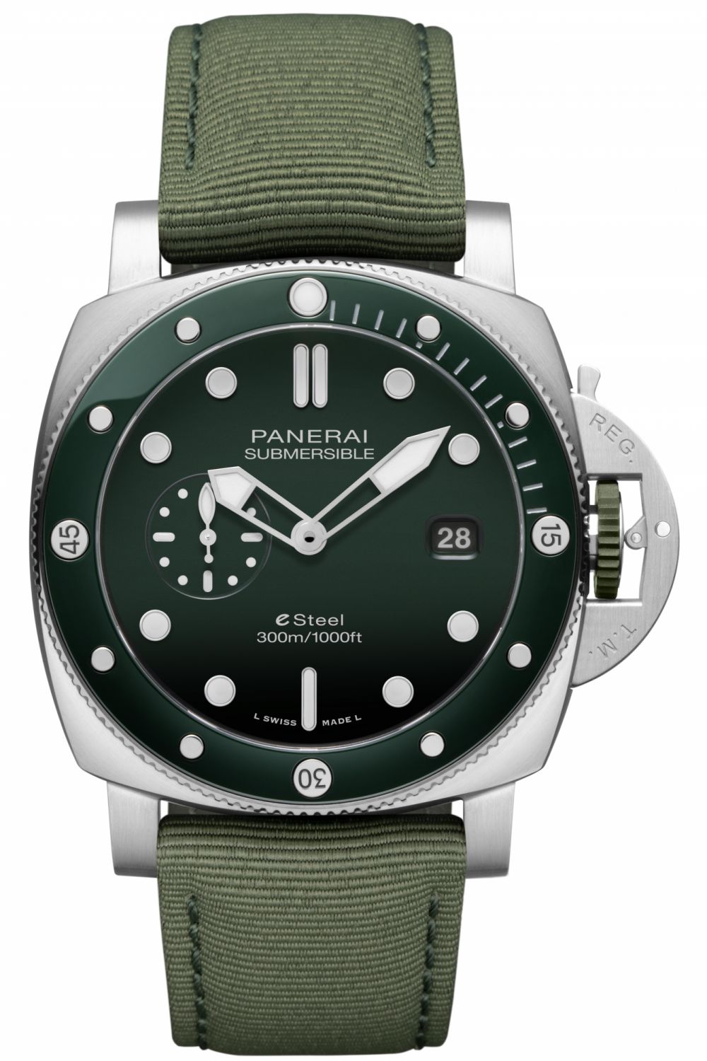 Submersible QuarantaQuattro eSteel