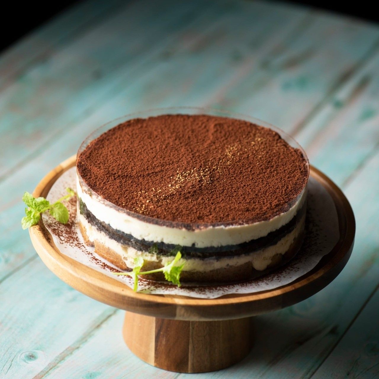 「Olive_s Baking 甜點工作室」加入濃烈威士忌的大人系提拉米蘇。Photo from 誠品