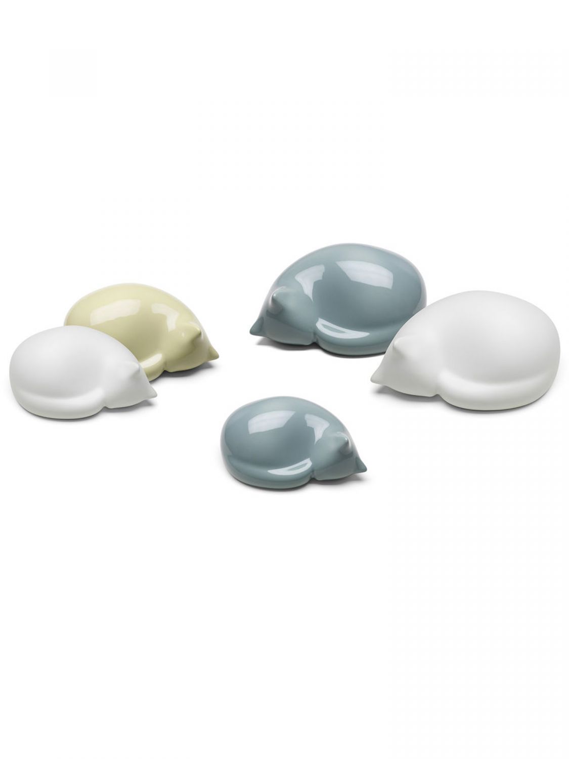 Vitra Resting Cat by Front, from W. Atelier