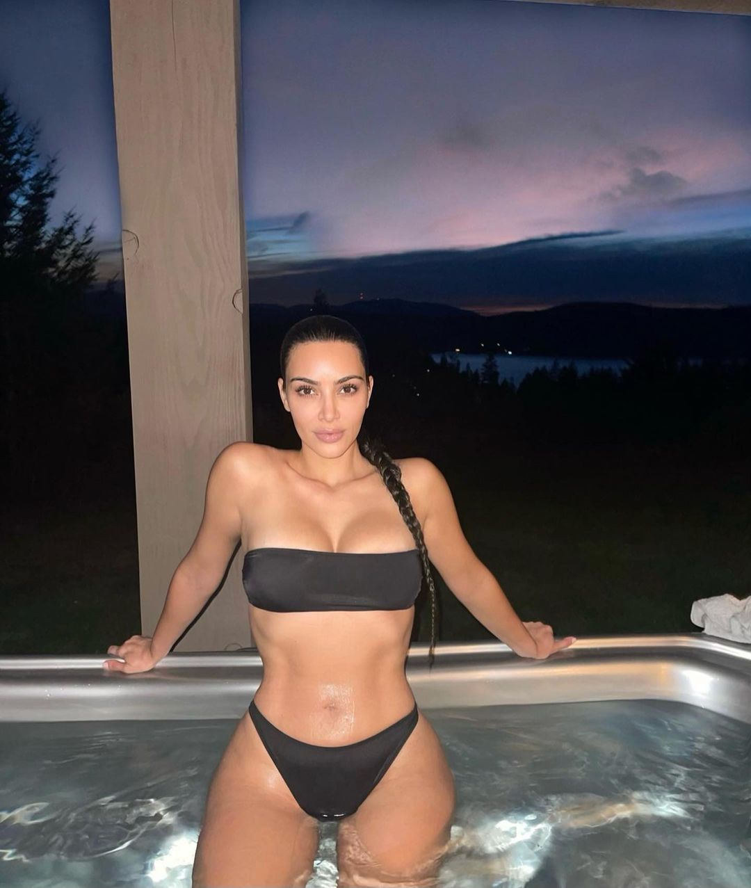 IG@kimkardashian