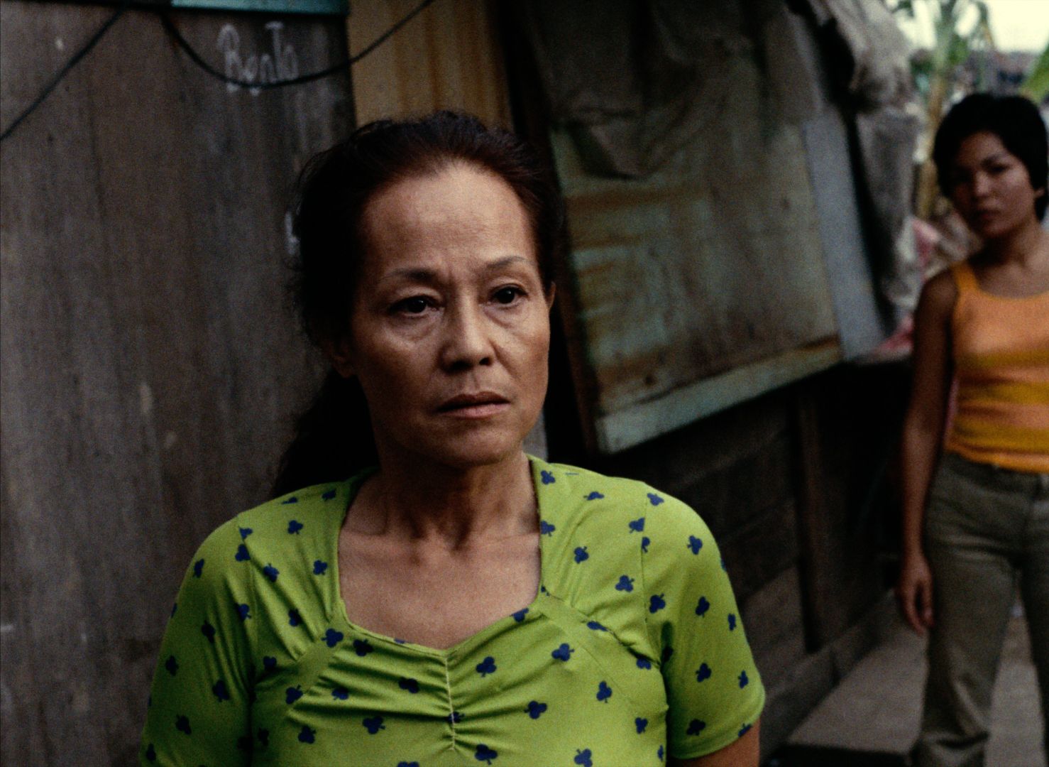 Veteran actress Mona Lisa, makes an impressive villain as Tonya, Insiang's mother (Photo: IMDb)