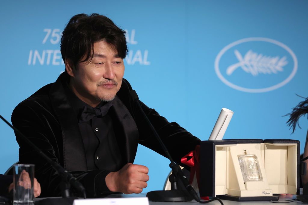 CANNES, FRANCE - MAY 28: Song Kang-Ho, who won the Best Actor Palme d'Or Award for the movie 'Broker' speaks at the Palme D'or winner press conference during the 75th annual Cannes film festival at Palais des Festivals on May 28, 2022 in Cannes, France. (Photo by John Phillips/Getty Images)