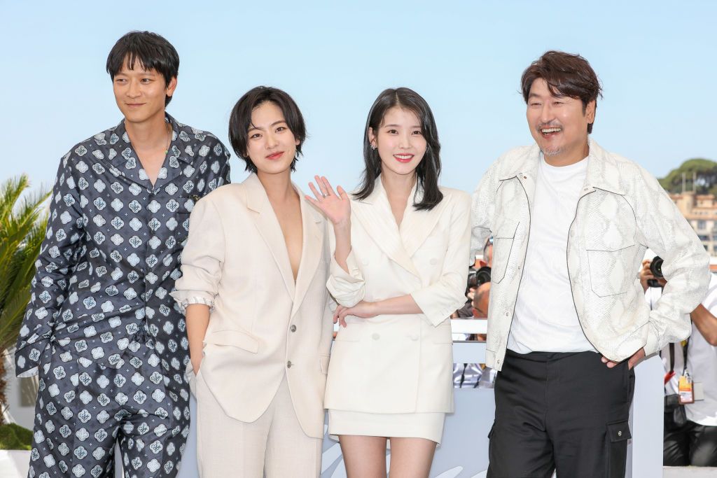 CANNES, FRANCE - MAY 27: (L-R) Dong-won Gang, Joo-Young Lee, Ji-eun Lee, Song Kang-ho attend the photocall for "Broker (Les Bonnes Etoiles)" during the 75th annual Cannes film festival at Palais des Festivals on May 27, 2022 in Cannes, France. (Photo by Stephane Cardinale - Corbis/Corbis via Getty Images)