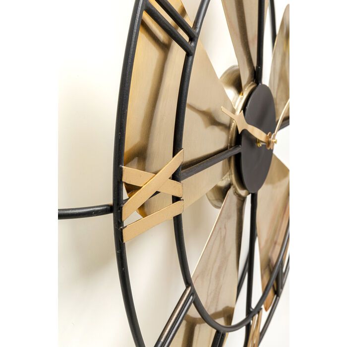 Wall Clock Propeller / by KARE