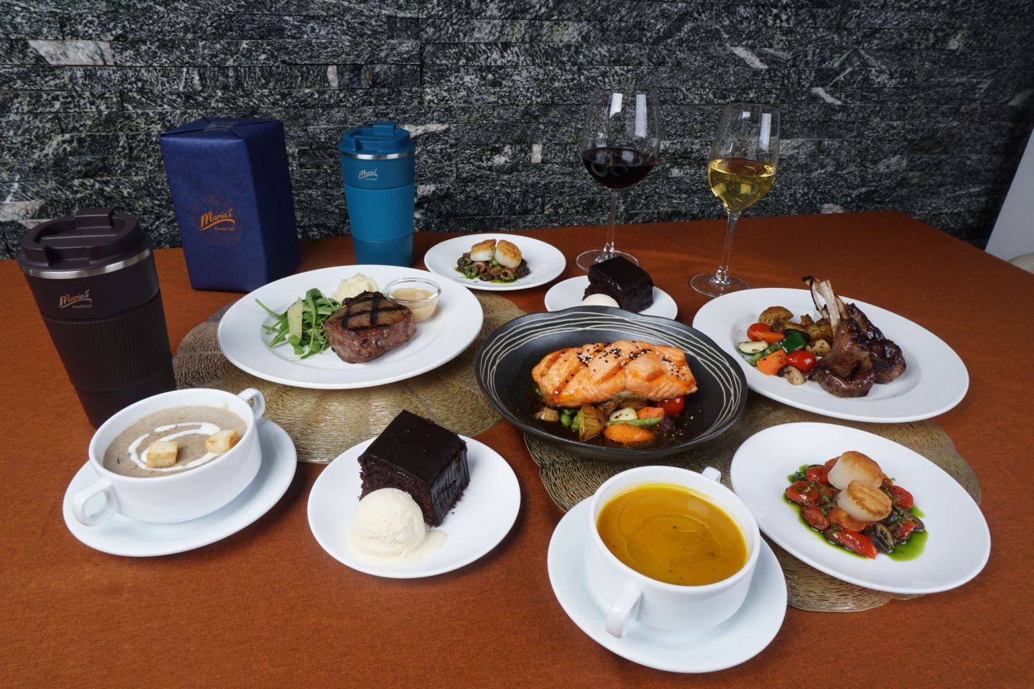 Photo: Maria's SteakCafe