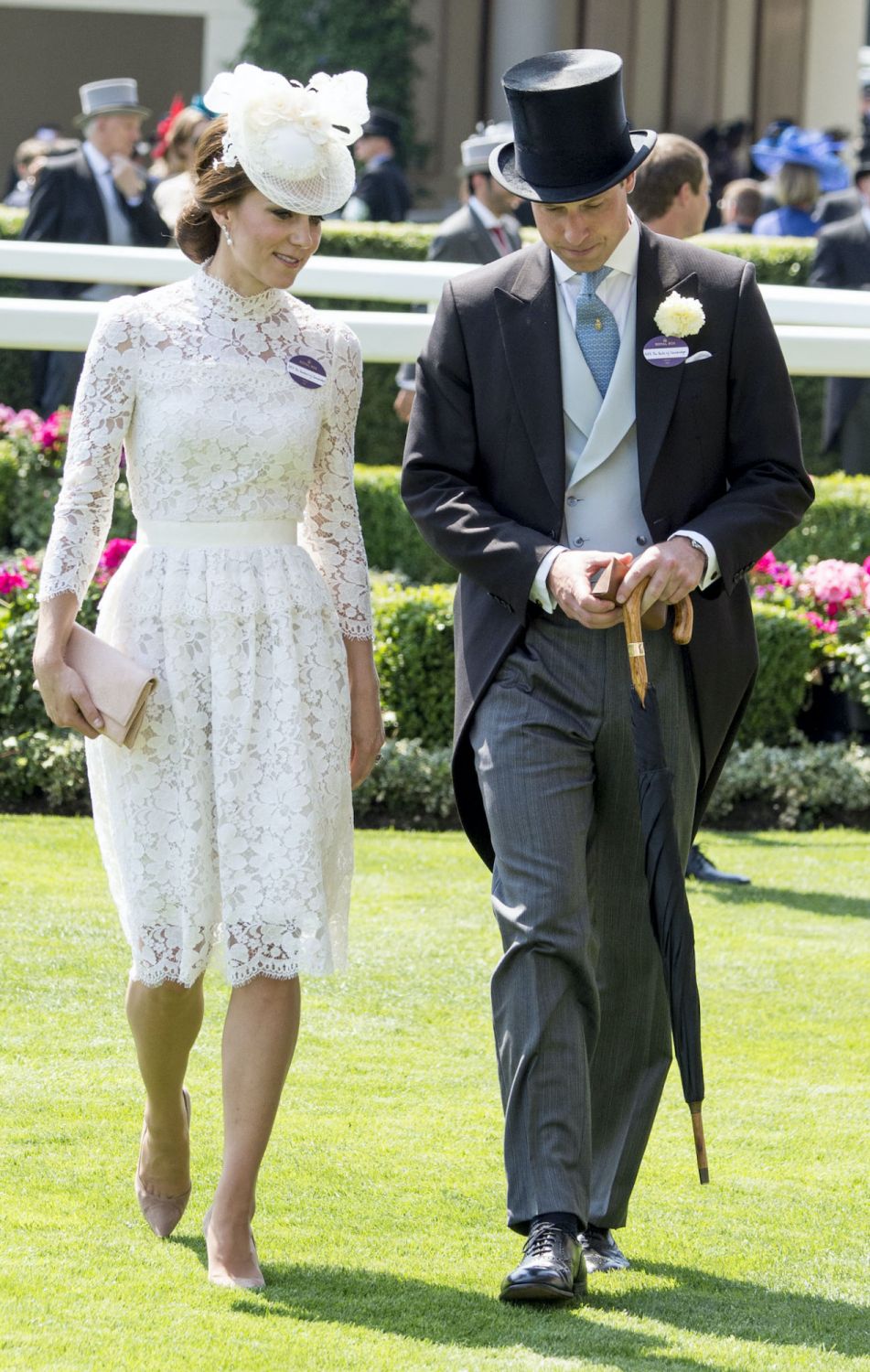 ASCOT, ENGLAND - JUNE 20: Prince William, Duke of Cambridge and Catherine, Duchess of Cambridge attend Royal Ascot 2017 at Ascot Racecourse on June 20, 2017 in Ascot, England. (Photo by Mark Cuthbert/UK Press via Getty Images)