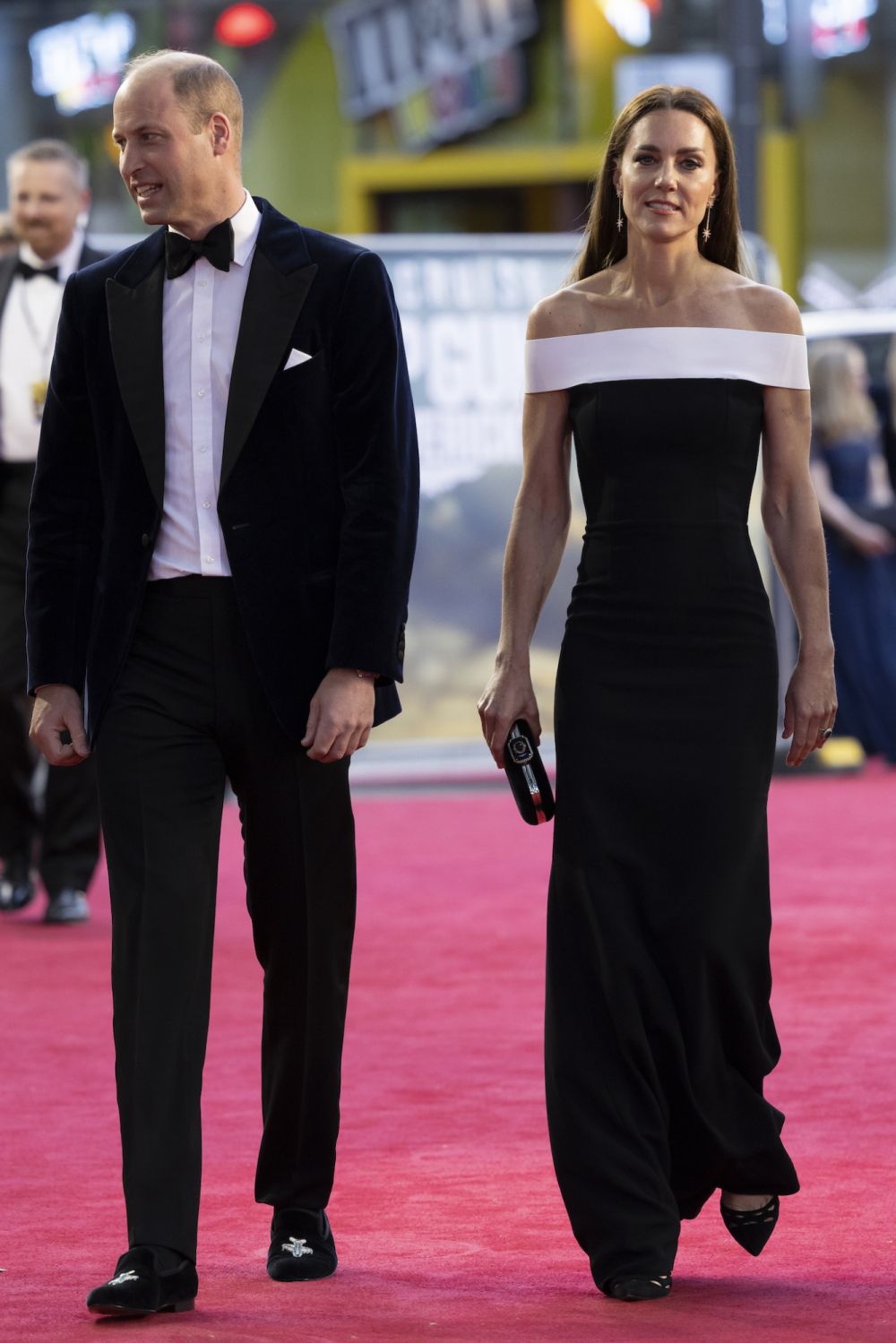 LONDON, ENGLAND - MAY 19: Prince William, Duke of Cambridge and Catherine, Duchess of Cambridge (C) arrive for the "Top Gun: Maverick" Royal Film Performance at Leicester Square on May 19, 2022 in London, England. (Photo by Dan Kitwood/Getty Images)