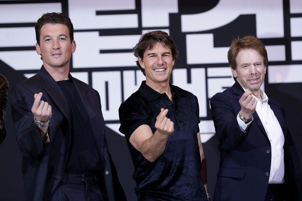 SEOUL, SOUTH KOREA - JUNE 20: Miles Teller (L), Tom Cruise (C) and Jerry Bruckheimer attend the 'Top Gun: Maverick' Press Conference at Lotte Hotel on June 20, 2022 in Seoul, South Korea. The film will open on June 22, in South Korea. (Photo by Han Myung-Gu/WireImage)