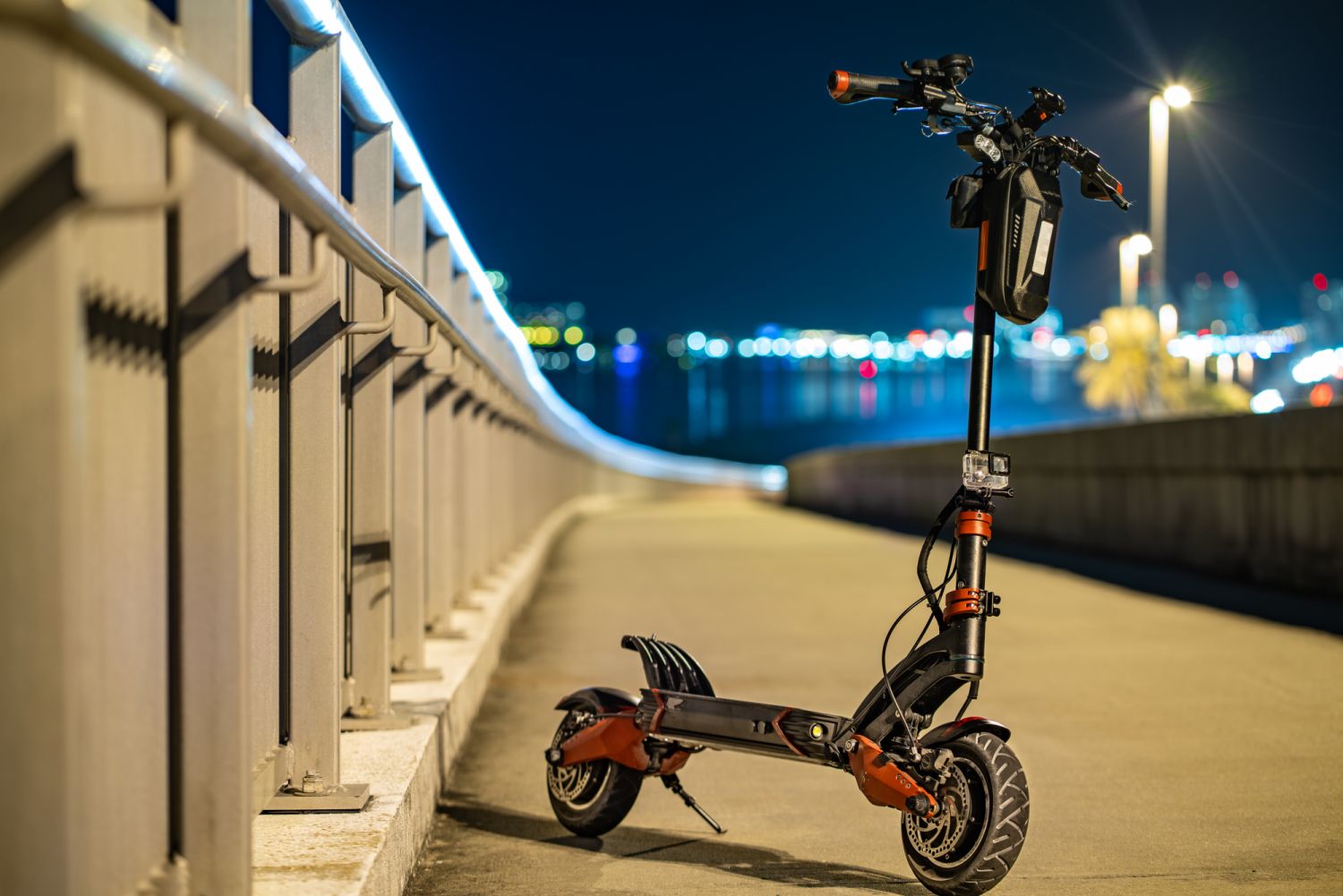 Electric Scooter / Unsplash - Varla Scooter