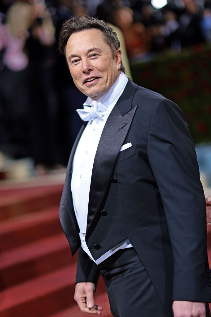 NEW YORK, NEW YORK - MAY 02: Elon Musk attends The 2022 Met Gala Celebrating "In America: An Anthology of Fashion" at The Metropolitan Museum of Art on May 02, 2022 in New York City. (Photo by Dimitrios Kambouris/Getty Images for The Met Museum/Vogue)