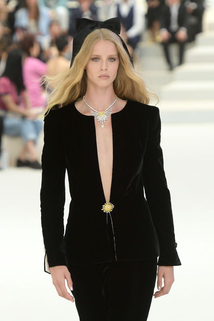 PARIS, FRANCE - JULY 05: (EDITORIAL USE ONLY - For Non-Editorial use please seek approval from Fashion House) A model walks the runway during the Chanel Haute Couture Fall Winter 2022 2023 show as part of Paris Fashion Week on July 05, 2022 in Paris, France. (Photo by Dominique Charriau/WireImage)