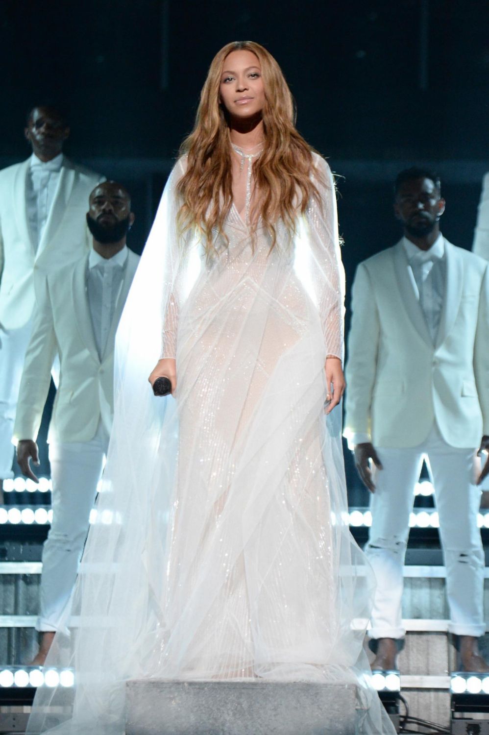 Photo: Twitter / @Roberto_Cavalli