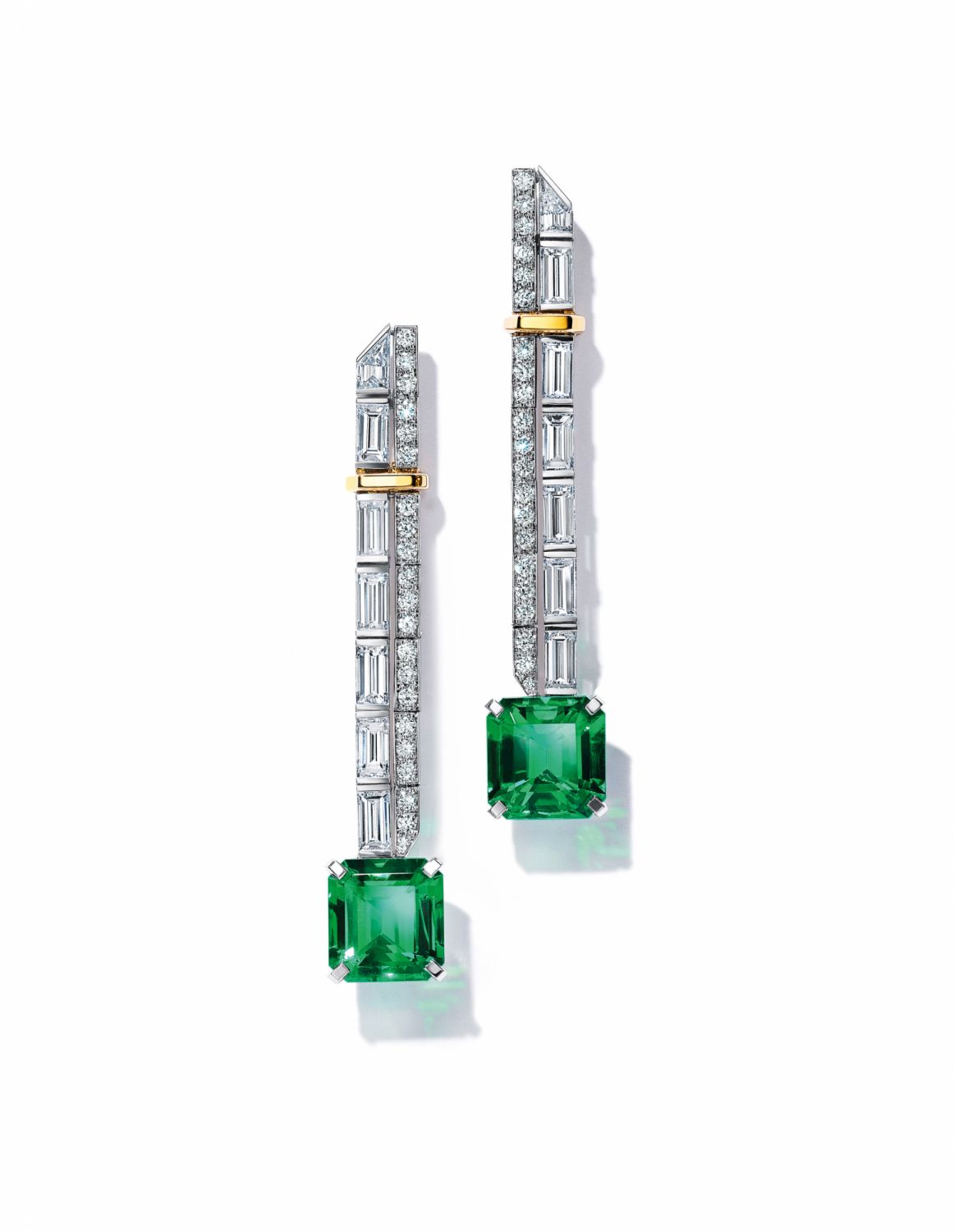 Earrings in platinum and 18k yellow gold with unenhanced esteemed Colombian emeralds and diamonds