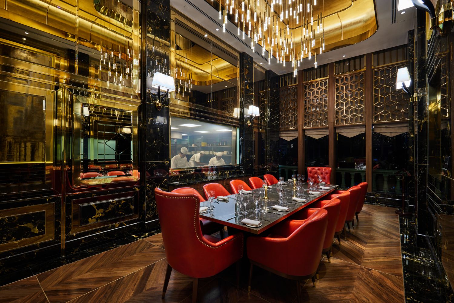 The 12 Chelsea room comfortably fits 12 diners, complete with a window that switches from frosted to glass at any time, giving diners an on-demand look into the kitchen.
