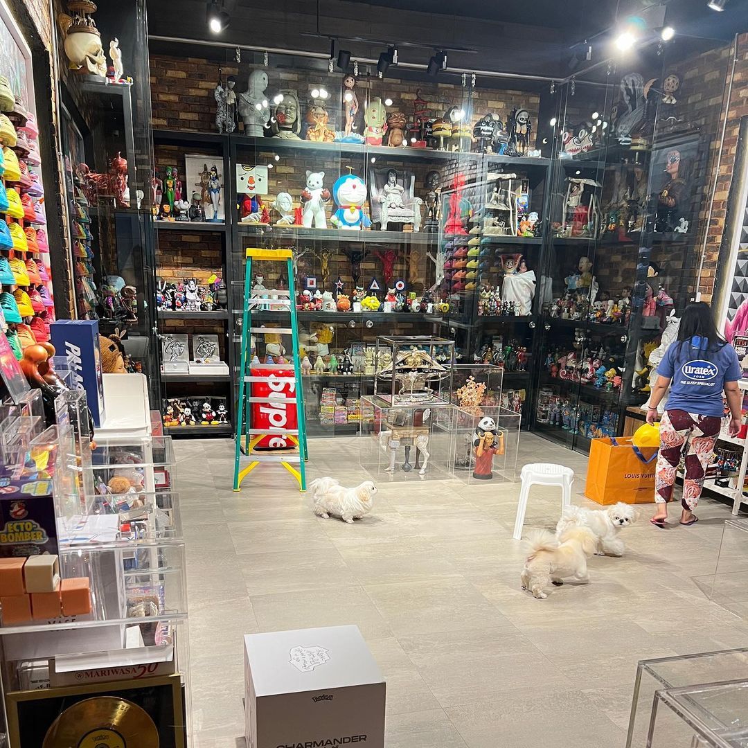 The collector organising highly-covetable pieces to make room for new additions (Photo: Instagram / @djbigboycheng)