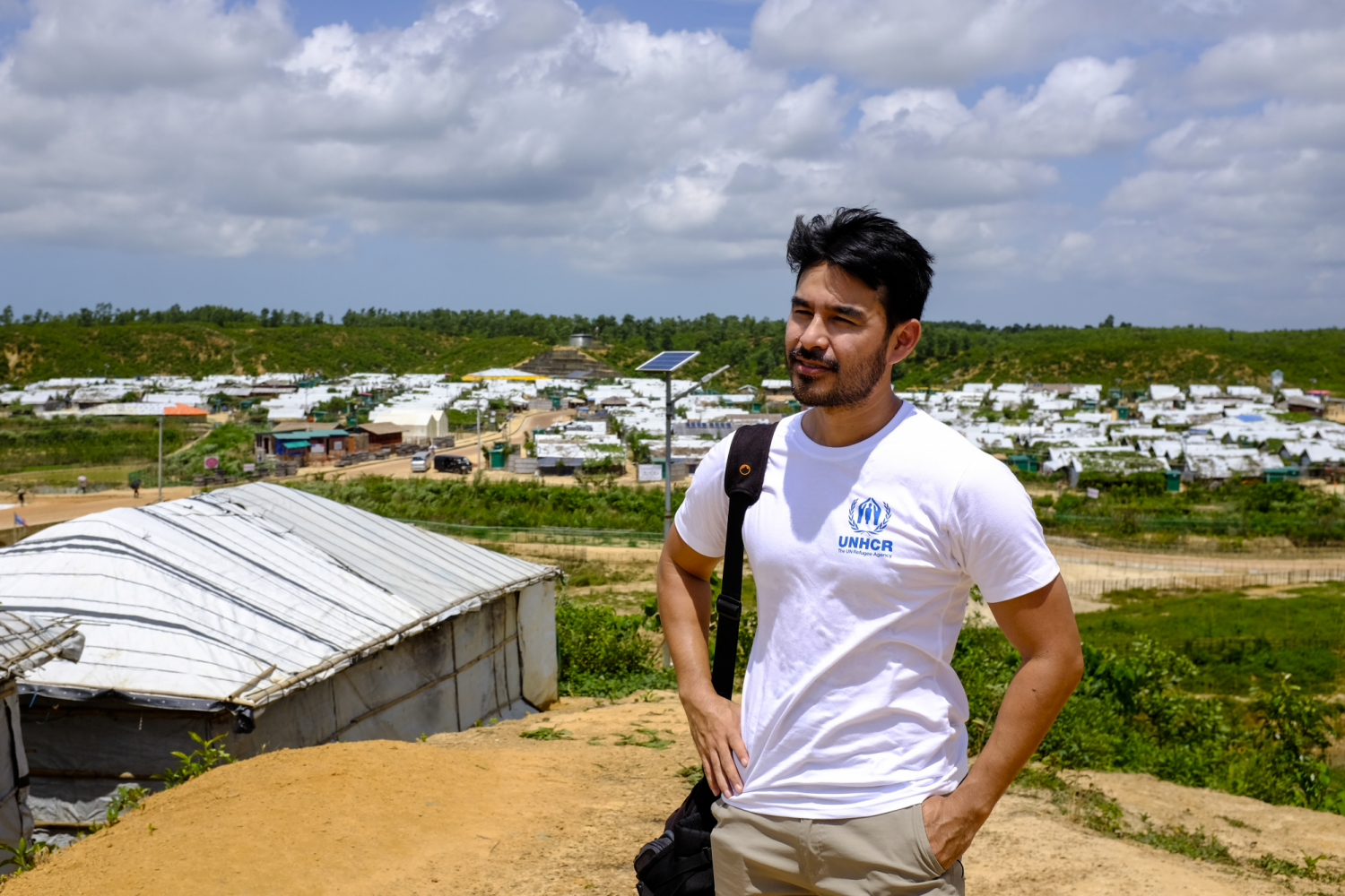 Cox's Bazar, Bangladesh / nGWA / Atom Araullo, 37, poses for a photograph in Kutupalong refugee camp. / UNHCR / JP. Gilbert / August 2019.