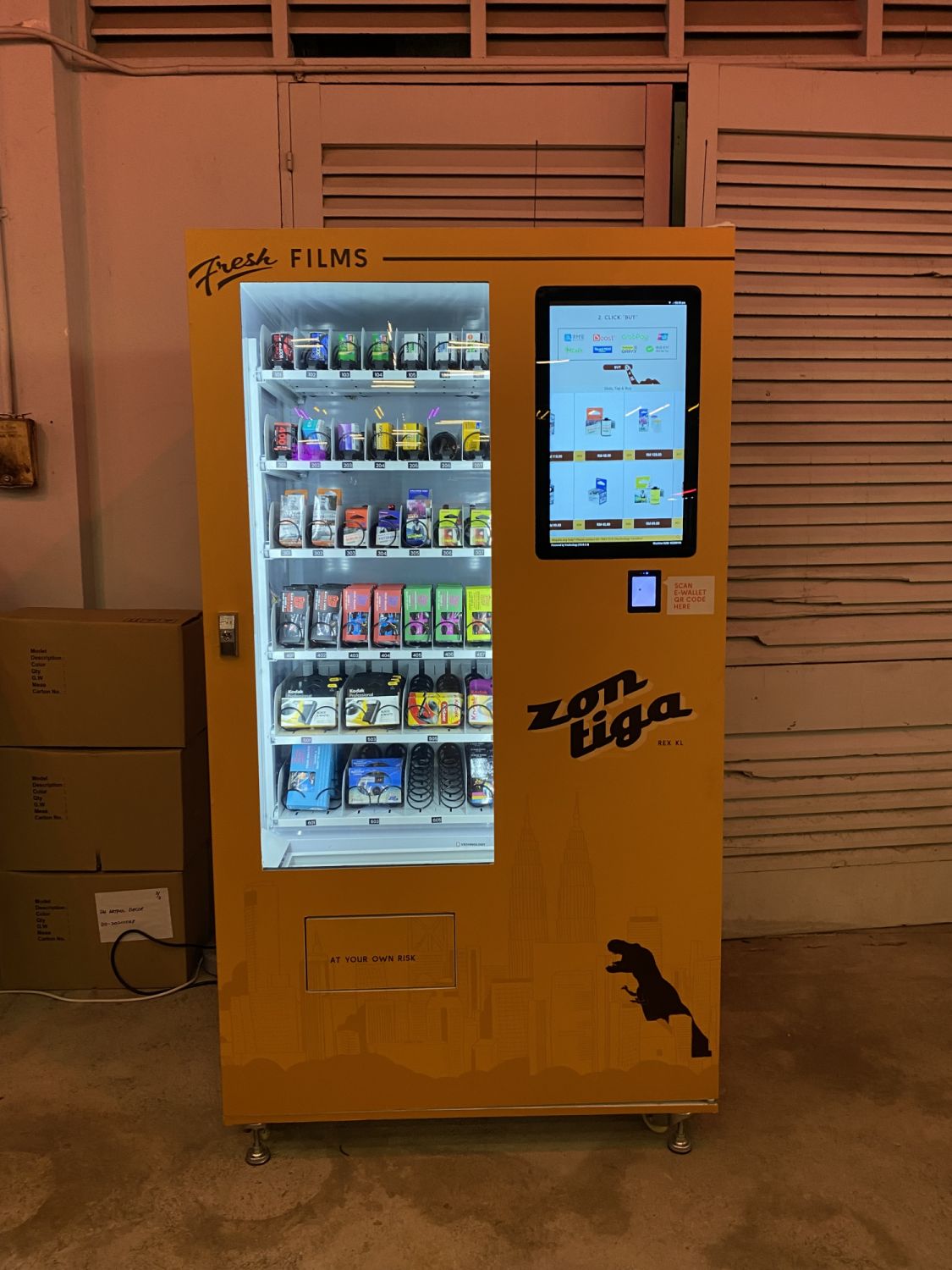 The Zontiga film vending machine at REXKL (Photo: Amanda Fung)