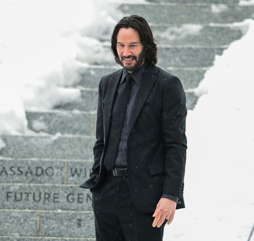 NEW YORK, NEW YORK - FEBRUARY 03: Keanu Reeves is seen filming on location for 'John Wick 4' on Roosevelt Island on February 03, 2022 in New York City. (Photo by James Devaney/GC Images)