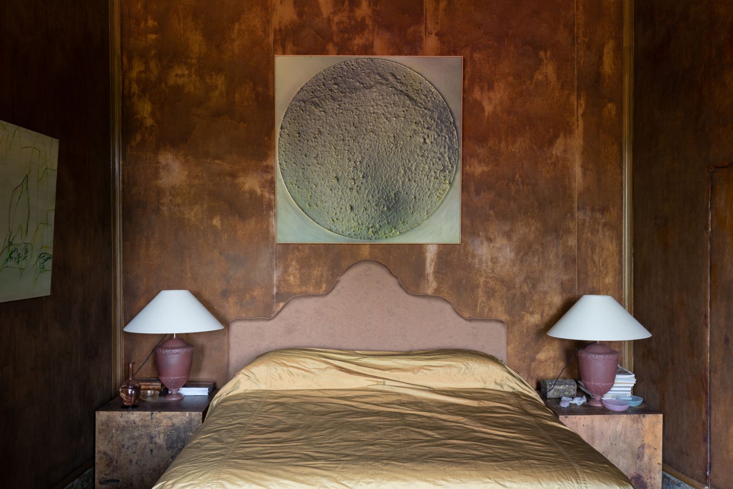 Nasaka's Untitled (1963) hangs in a bedrooms, Photo: Isabelle Pateer