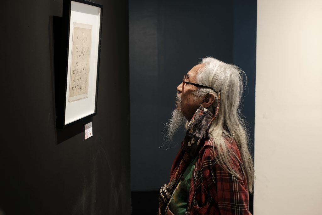 National Artist for Film Kidlat Tahimik was among Gallery Ninety’s first guests