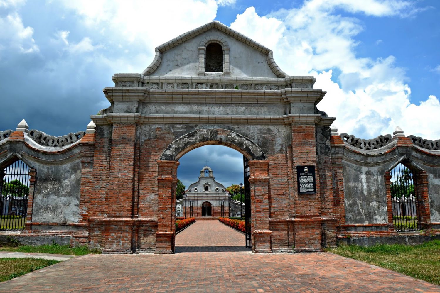 Nagcarlan Underground Cemetery in Laguna (Photo: Tita S Travels/Wordpress)