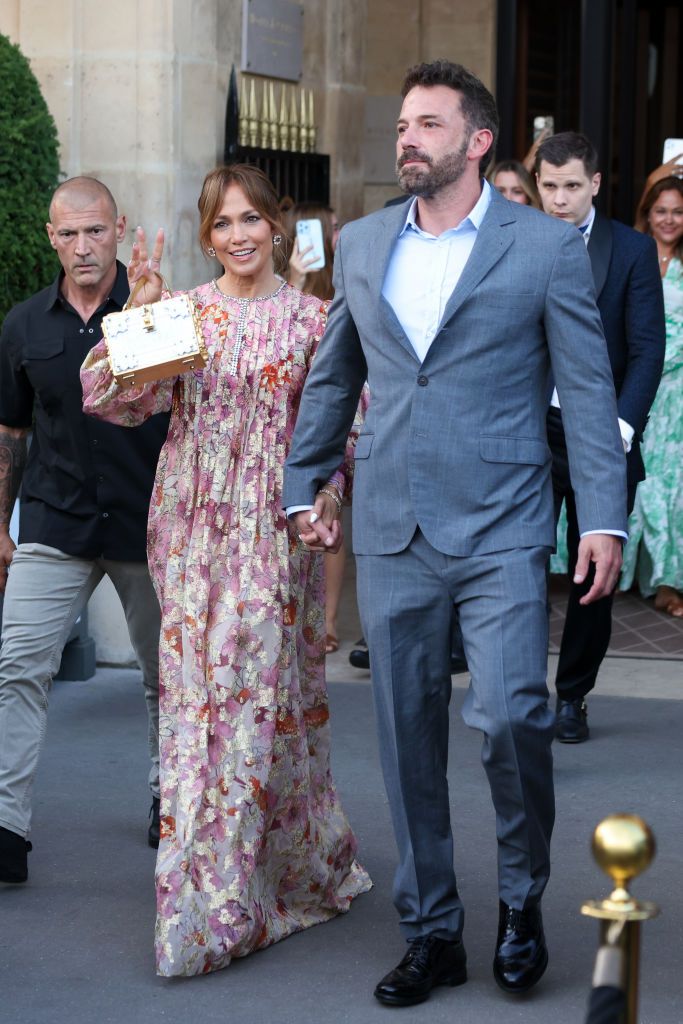 PARIS, FRANCE - JULY 23: Jennifer Lopez and Ben Affleck are seen leaving HÃ´tel de Crillon on July 23, 2022 in Paris, France. (Photo by Pierre Suu/GC Images)