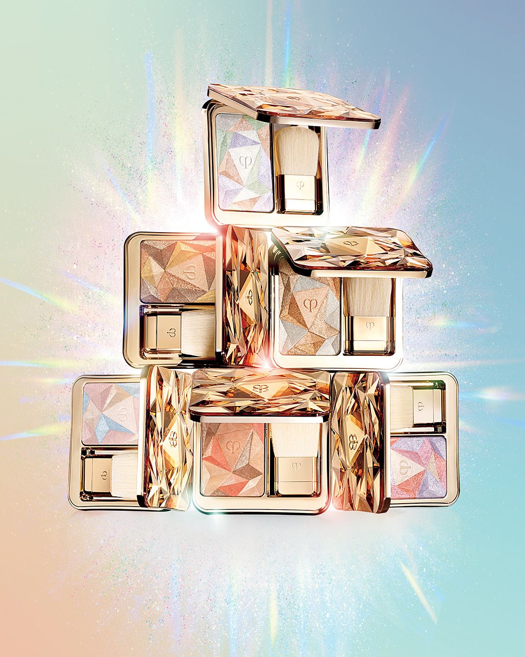best new beauty launches - august 2022 -Clé de Peau Beauté The Luminizing Face Enhancer