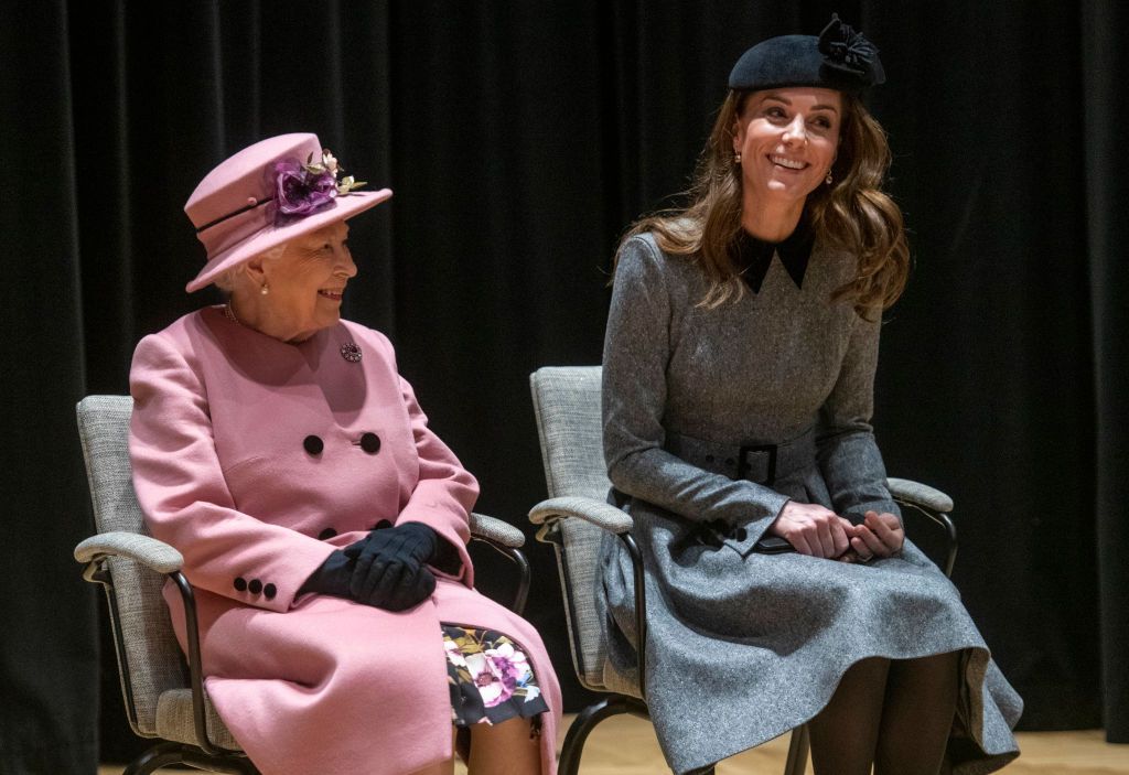 LONDON, ENGLAND - MARCH 19: Queen Elizabeth II and Catherine, Duchess of Cambridge visit King's College to officially open Bush House, the latest education and learning facilities on the Strand Campus on March 19, 2019 in London, England. (Photo by Paul Grover - WPA Pool/Getty Images)
