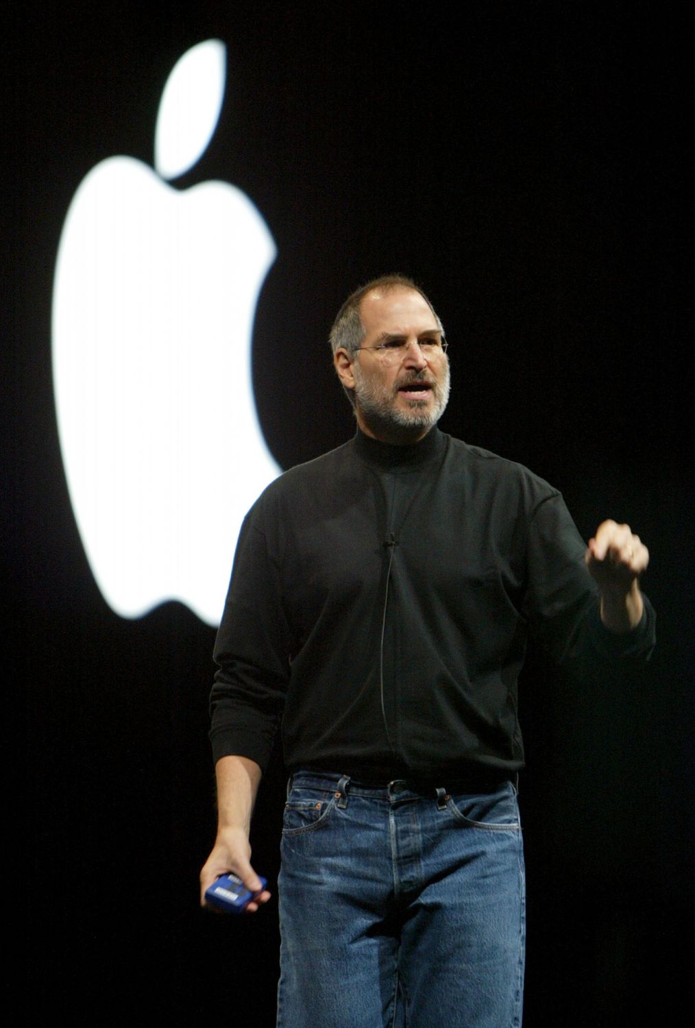 SAN FRANCISCO - OCTOBER 16: Apple CEO Steve Jobs delivers a kenote address October 16, 2003 in San Francisco. Jobs announced the popular iTunes music program would now be able to be used on both Apple and PC computers and the successful 99 cent music store was adding thousands of new songs. (Photo by Justin Sullivan/Getty Images)