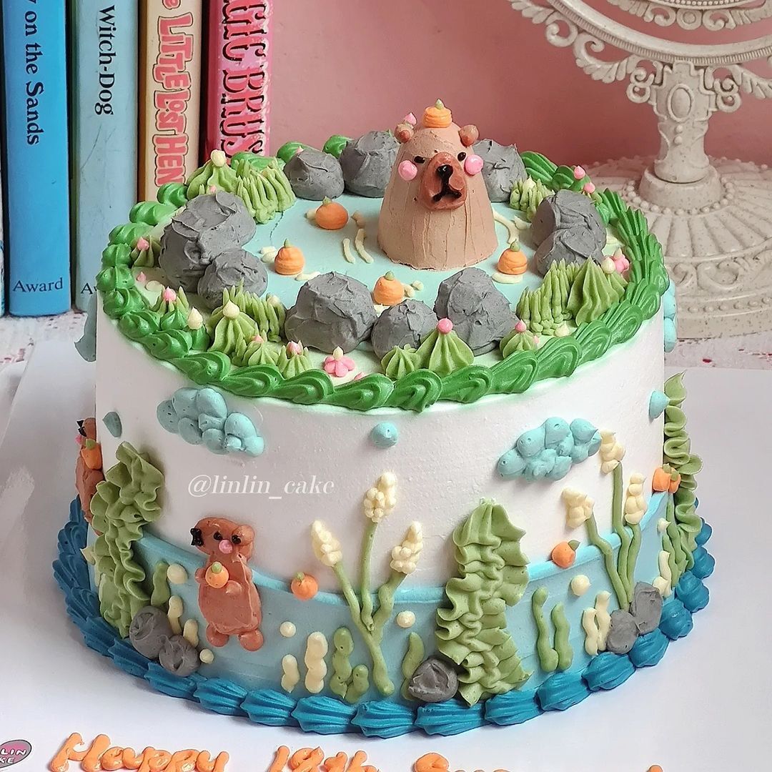 LinLin Cake has also introduced capybaras to the lineup of cake characters (Photo: @linlin_cake/Instagram)
