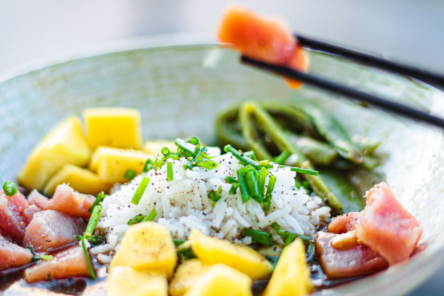 Poke Bowl Photo: Nicole Goulart / Unsplash