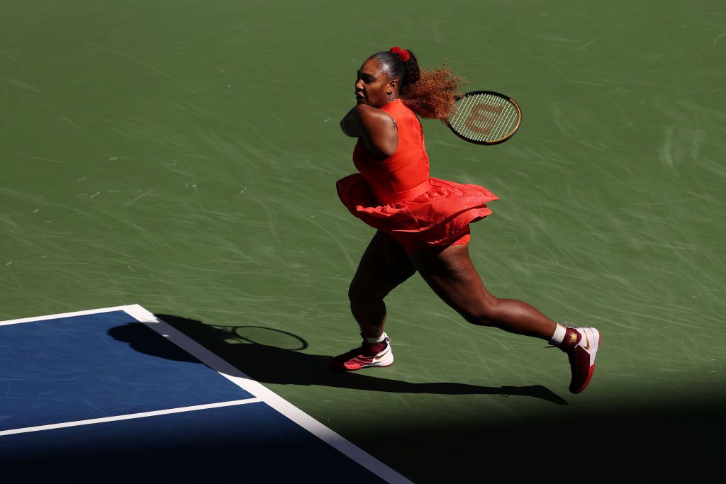 NEW YORK, NEW YORK - SEPTEMBER 05: Serena Williams of the United States returns a shot during her Womenâs Singles third round match against Sloane Stephens of the United States on Day Six of the 2020 US Open at USTA Billie Jean King National Tennis Center on September 05, 2020 in the Queens borough of New York City. (Photo by Al Bello/Getty Images)