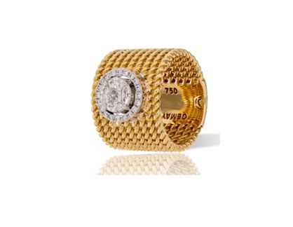 Gemayel ring in 18k yellow gold with marquise cut, round and pear-shaped diamonds