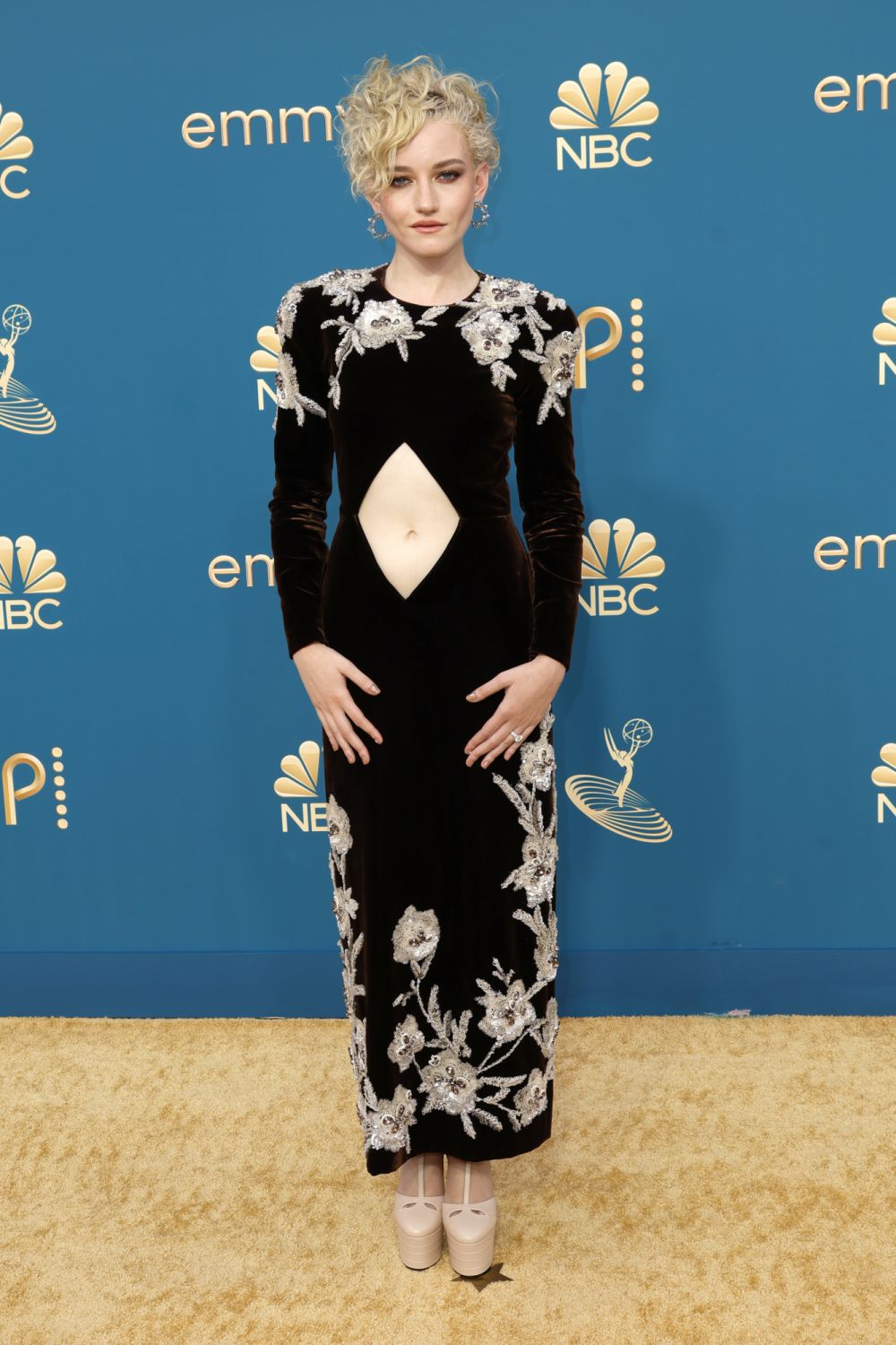 LOS ANGELES, CALIFORNIA - SEPTEMBER 12: Julia Garner attends the 74th Primetime Emmys at Microsoft Theater on September 12, 2022 in Los Angeles, California. (Photo by Frazer Harrison/Getty Images)