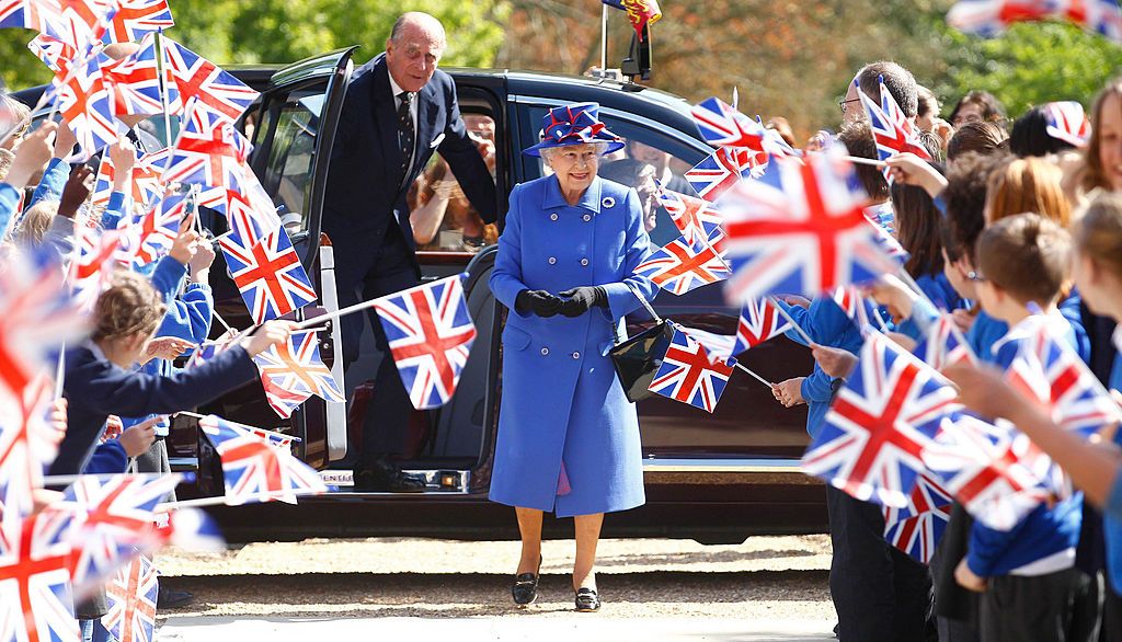 CAMBRIDGE, UNITED KINGDOM - APRIL 27:  Queen Elizabeth II and Prince Philip, Duke of Edinburgh arrive to open the Sainsbury Laboratory for Plant Sciences in the University of Cambridge Botanic Garden on April 27, 2011 in Cambridge, England.  (Photo by Andrew Winning - WPA Pool/Getty Images)