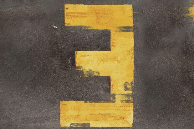 Eraserheads Frontman Ely Buendia, drummer Raymund Marasigan, bassist Buddy Zabala, and guitarist Marcus Adoro posted a cryptic photo on their social media accounts