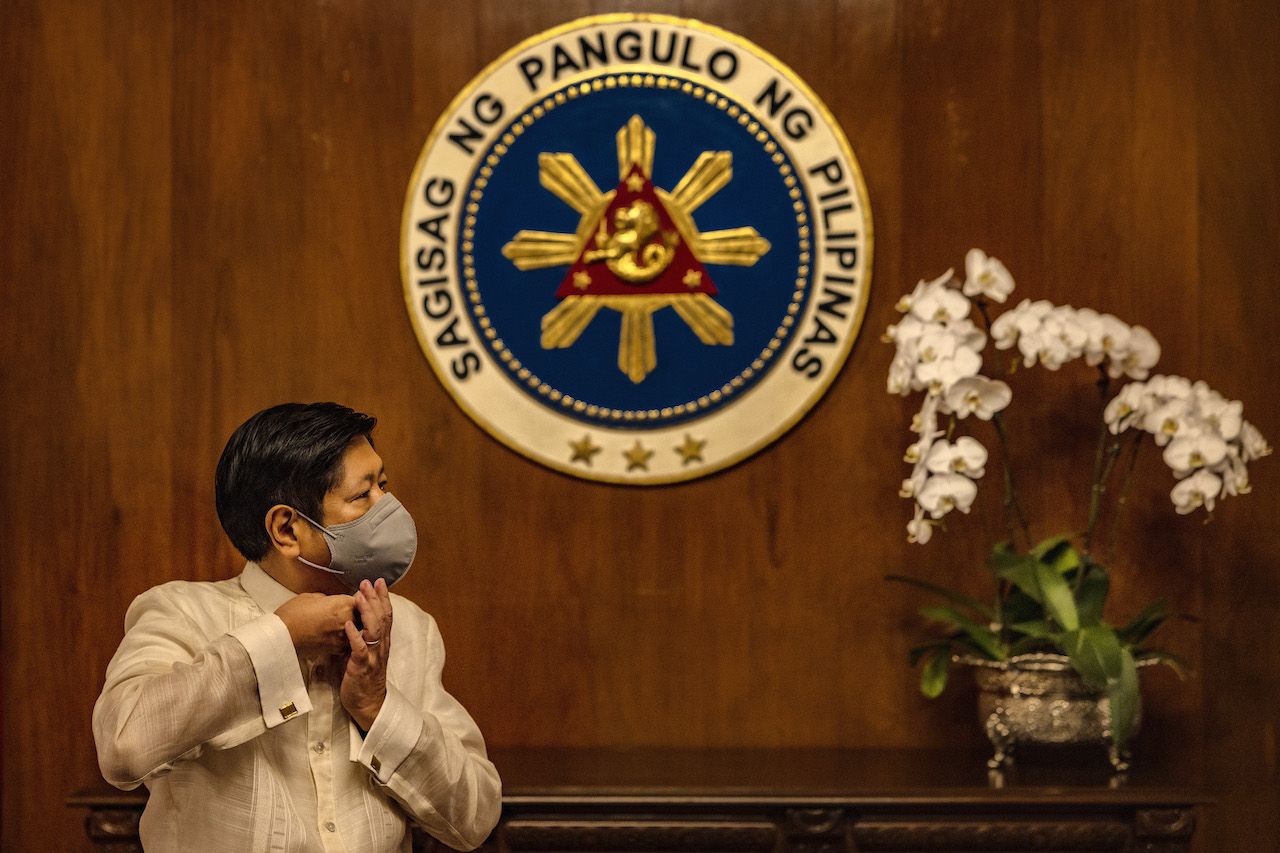 MANILA, PHILIPPINES - AUGUST 06: Philippine President Ferdinand "Bongbong" Marcos Jr. prepares to meet U.S. Secretary of State Antony Blinken at Malacanang Palace on August 6, 2022 in Manila, Philippines. Blinken visited the Philippines following House Speaker Nancy Pelosi's tour of Asian allies earlier this week, as China made it clear that her visit to Taiwan was unwelcome and conducted live-fire military drills in response. (Photo by Ezra Acayan/Getty Images)