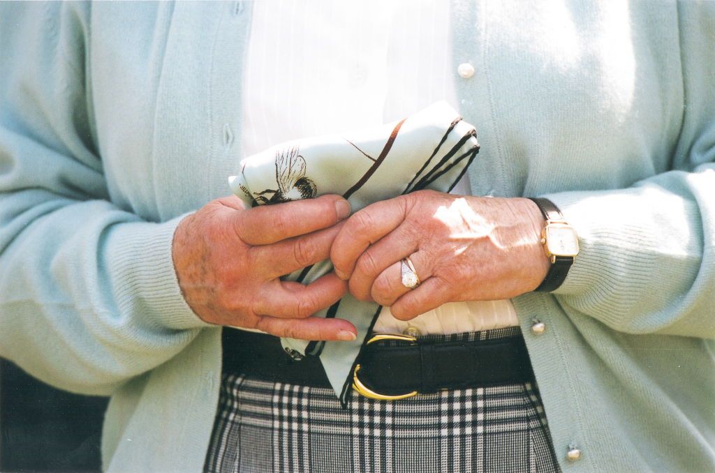 WINDSOR, UNITED KINGDOM - MAY 15: The Queen At The Windsor Horse Show. Detail Of The Queen's Engagement Ring. (Photo by Tim Graham Photo Library via Getty Images)