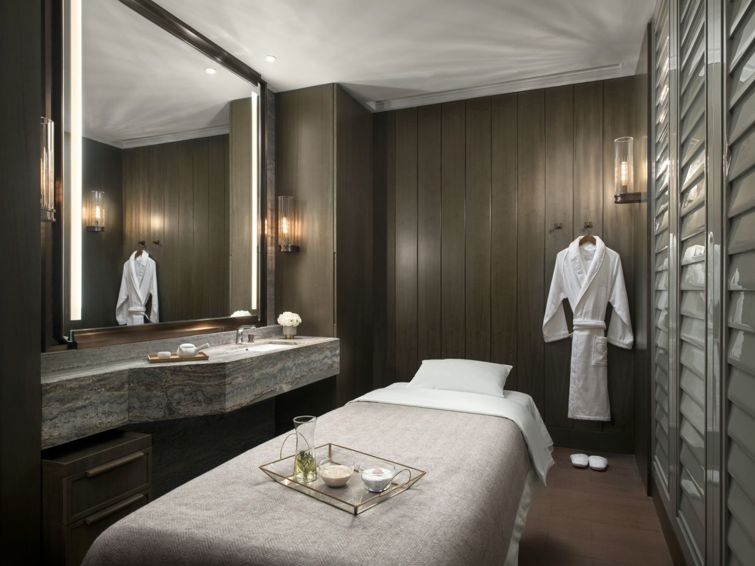 best hong kong facial treatments - st regis hong kong