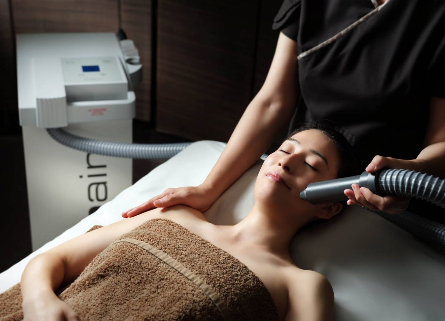 best hong kong facial treatments - ritz-carlton hk cryo rejuvenation