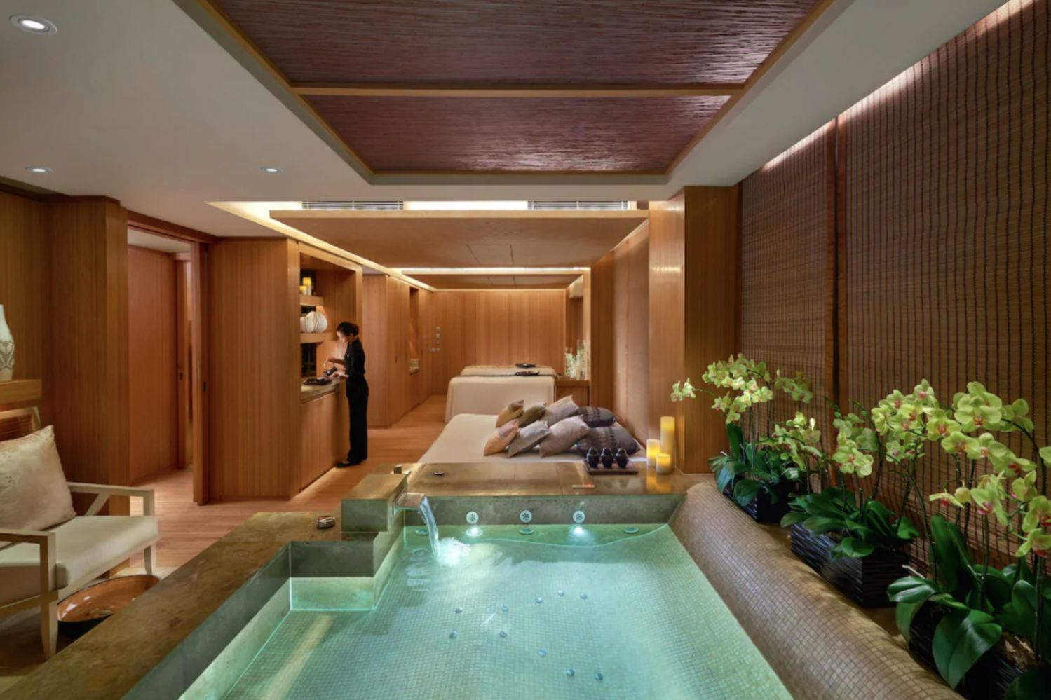 best hong kong facial treatments - landmark mandarin oriental citrus boost facial